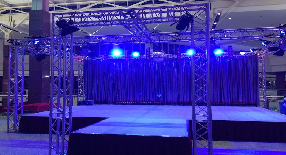 Traversen und Lichttechnik